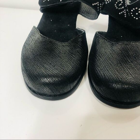 Helle Comfort Black Leather Rhinestone Strap Mule Heels - Picture 2 of 8